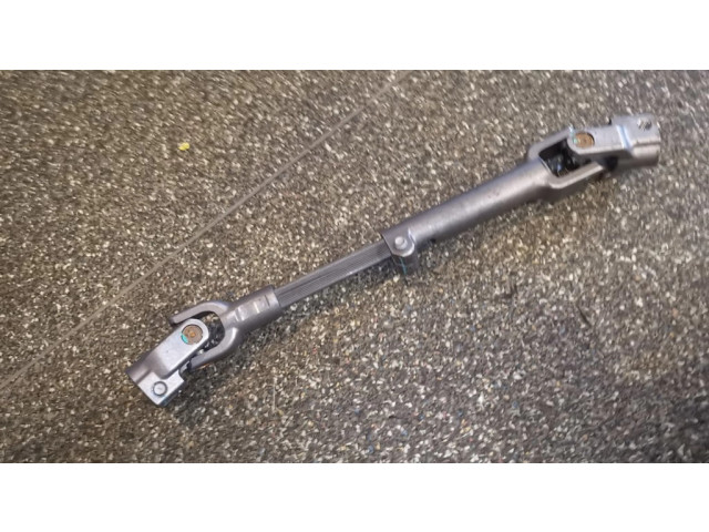 Крестовидная связь оси рулевого колеса