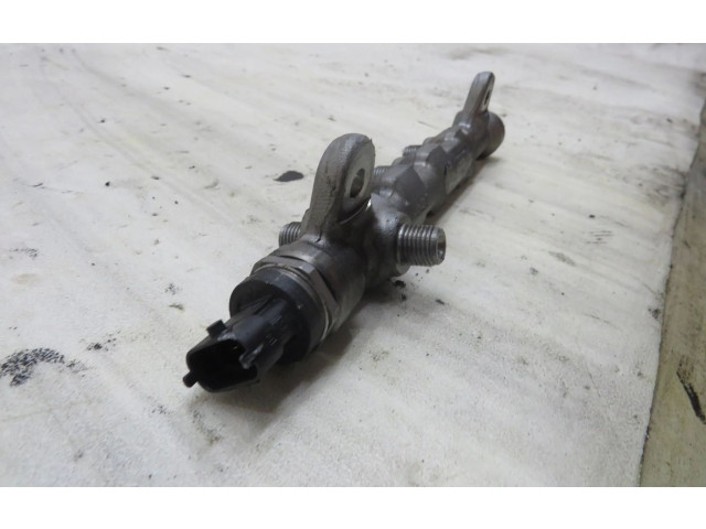 Топливная рампа 55272135 Fiat 500X