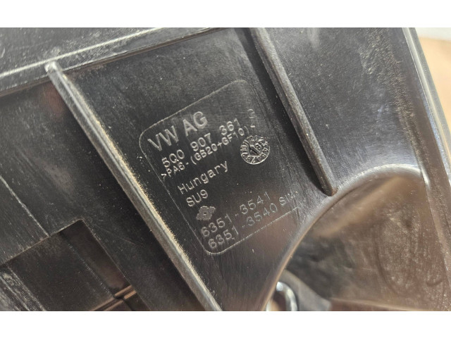 Блок предохранителей 5Q0907361, 63513541 Volkswagen Golf VII