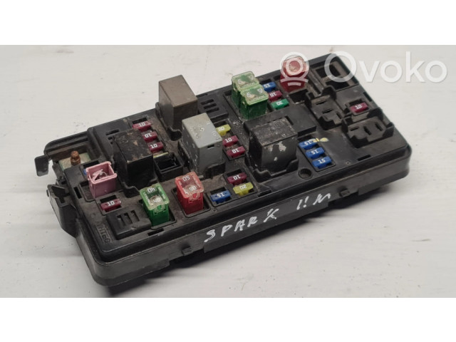 Блок предохранителей 95020933   Chevrolet Spark    