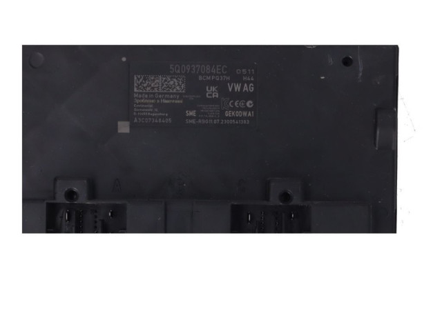 Модуль управления BSM 5Q0937084EC   Skoda Superb B8 (3V)    