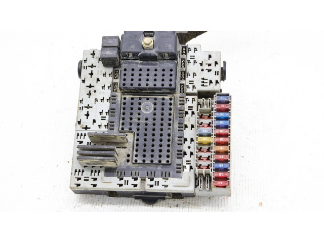 Блок предохранителей 9401802 Volvo XC90