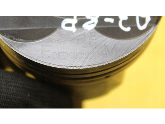 Поршень с шатуном Audi A3 S3 8P