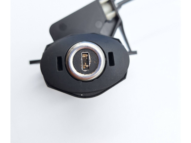 Zámek zadních dveří 7840617, 7167321 BMW 3 E90 E91 2008