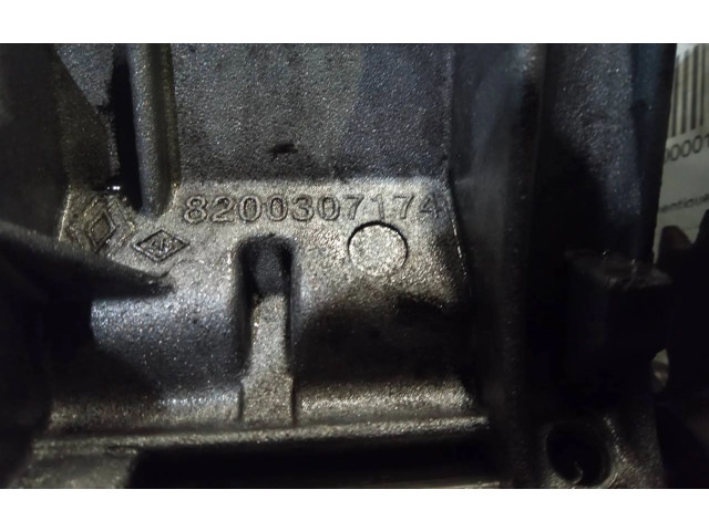 Масляный насос K9K 8200307174, 7700600532 Renault Clio III