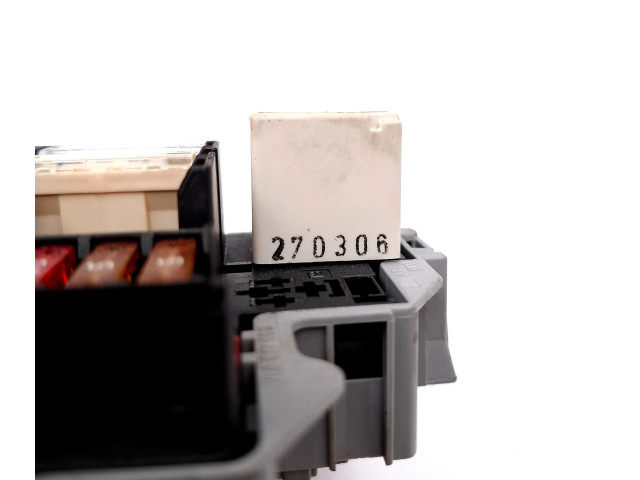   Pojistková skříňka 8E0951253, 270306   Audi Q7 4L 2006