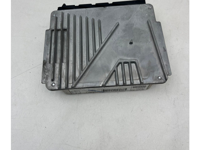 Блок управления двигателя 30684877, 0000058922 Volvo V70