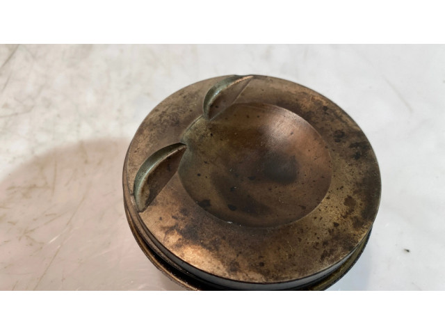 Píst 082261R, 1295   Audi A4 S4 B8 8K  pro benzínový motor 2.0  