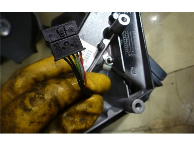 Зеркало электрическое BMW X3 E83 2003 - 2010 года