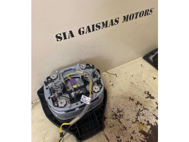 Подушка безопасности водителя 2K0880201E Volkswagen Caddy