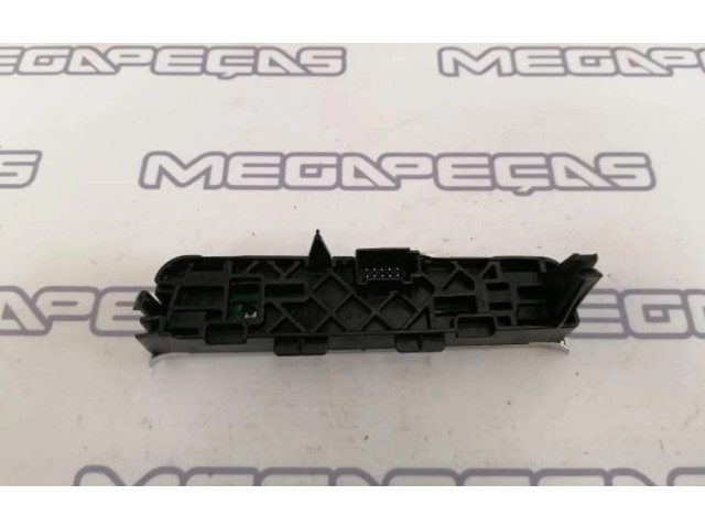 Дисплей    8K1713463   Audi A5 Sportback 8TA