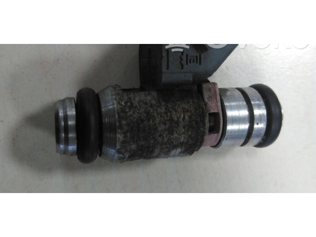 Форсунка 8200025248 Renault Clio II D4F712