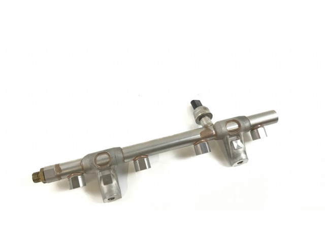 Vstřikovací lišta 06L133317N, 06K127065J Audi A4 S4 B9 pro benzínový motor 2.0 DBP