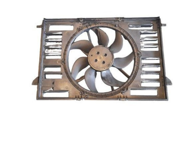 Вентилятор радиатора 8W0121207 Audi A4 Allroad B9