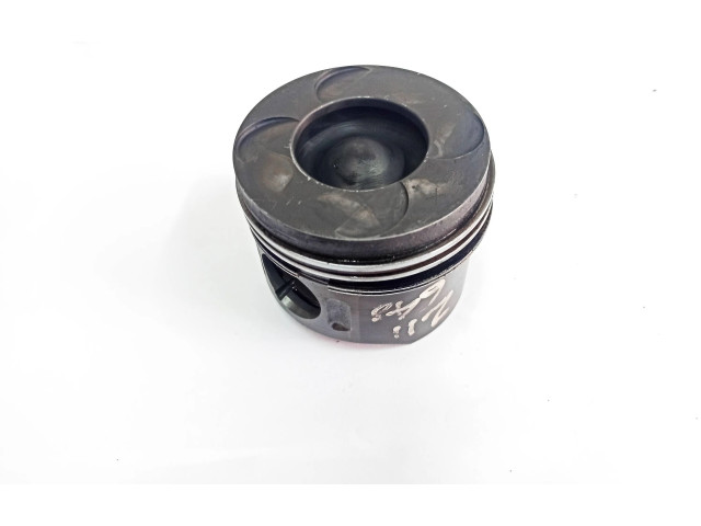 Píst 1003 Mercedes-Benz E W211 648961