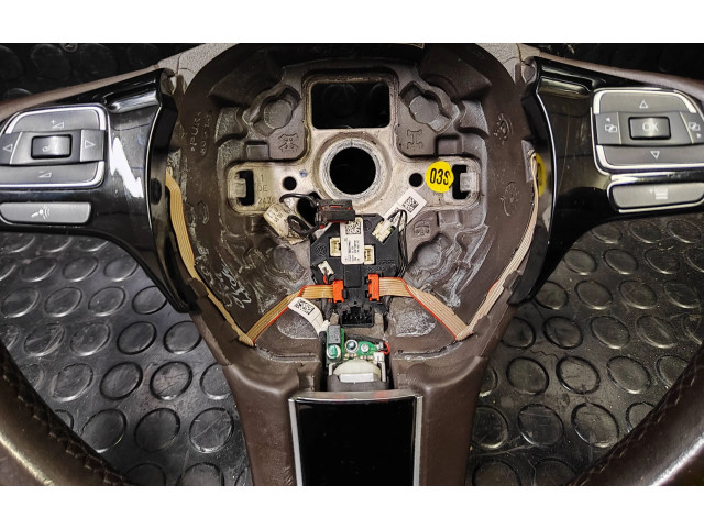 Volant Volkswagen Touareg II 2011 7P6419091G, 7p6959542