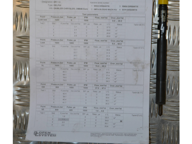 Vstřikovač 0700987 Mercedes-Benz C W204 646