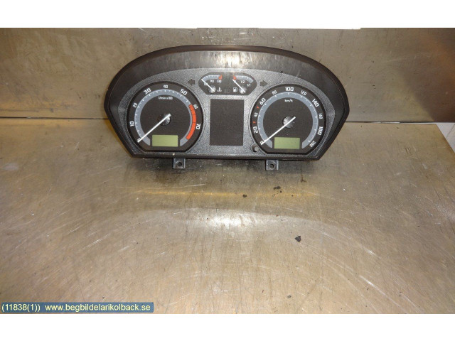 Панель приборов Skoda Fabia Mk1 (6Y)