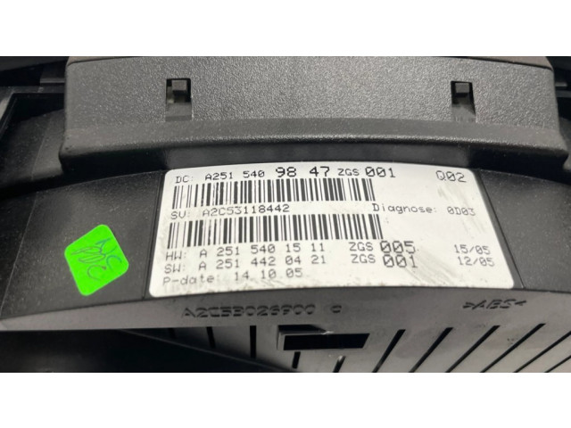 Přístrojová deska Mercedes-Benz R W251 2007 A2515409847