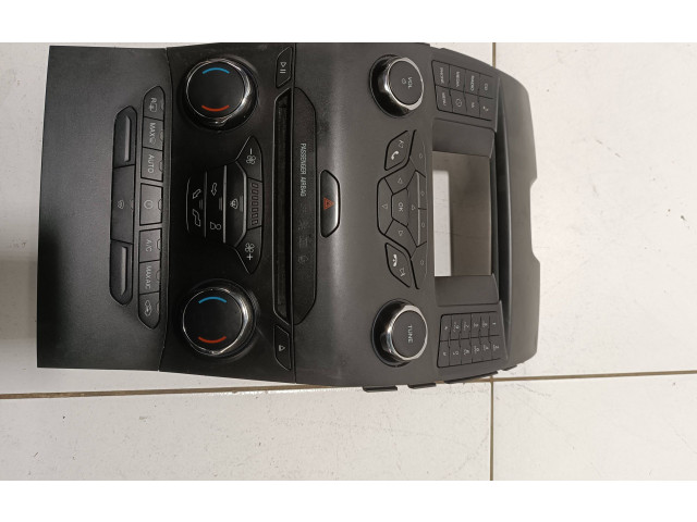 Блок управления климат-контролем EM2T18E245BJ Ford S-MAX