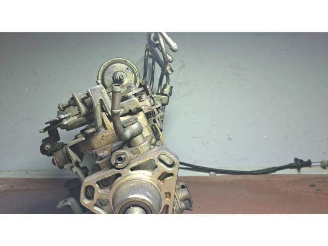 Vstřikovací čerpadlo 1046492190 Nissan Bluebird pro benzínový motor 1.6
