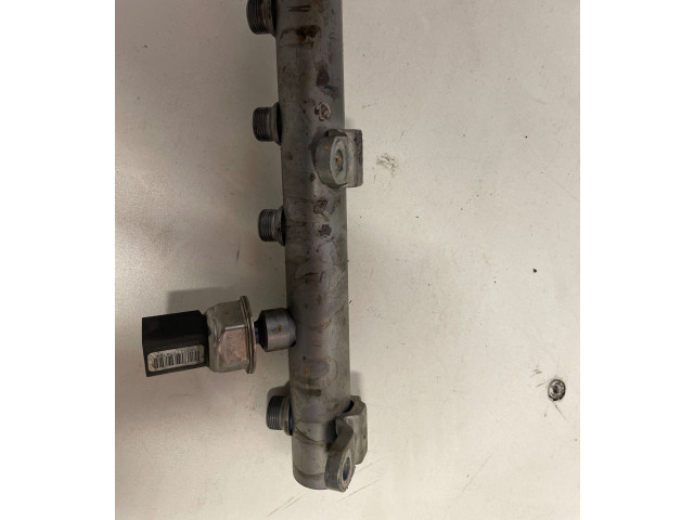 Vstřikovací lišta 059130089AB Audi A6 S6 C6 4F