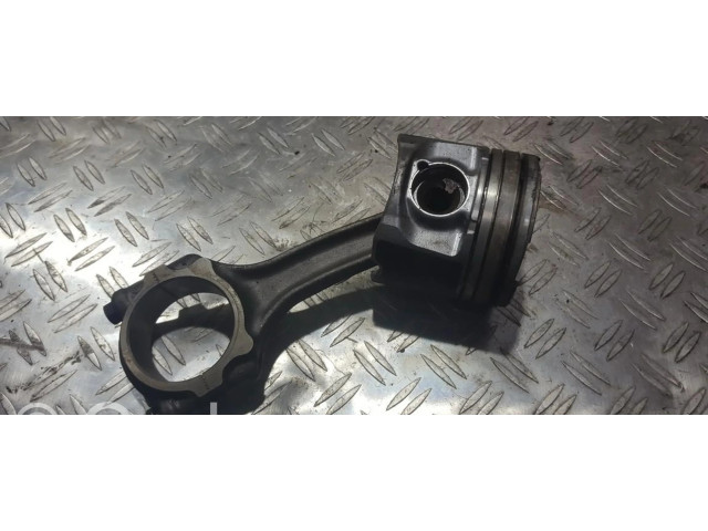 Поршень Chrysler Voyager для дизельного двигателя 2.5