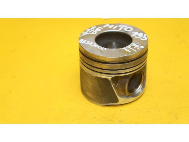 Píst Alfa Romeo Mito