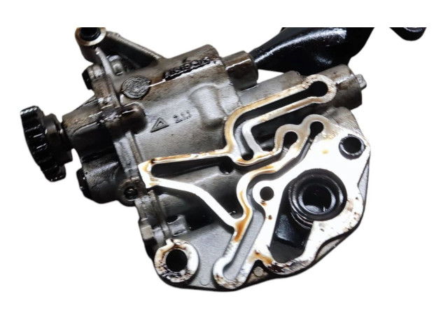 Масляный насос  CAHA 06H115105, 06H115121S  Audi A6 S6 C6 4F 