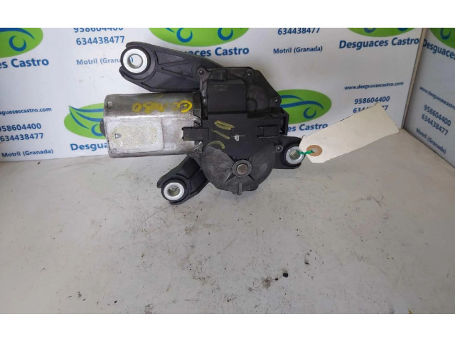 Моторчик заднего дворника 9225635 Opel Combo C