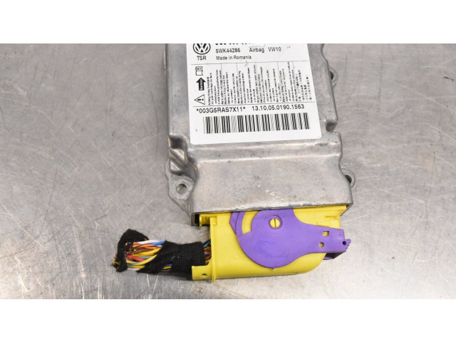 Блок подушек безопасности Skoda Yeti (5L)