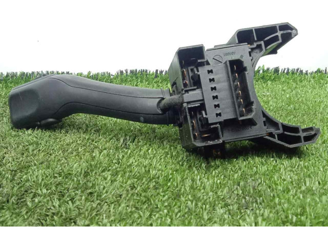 Ручка стеклоочистителей    Volkswagen Passat Alltrack