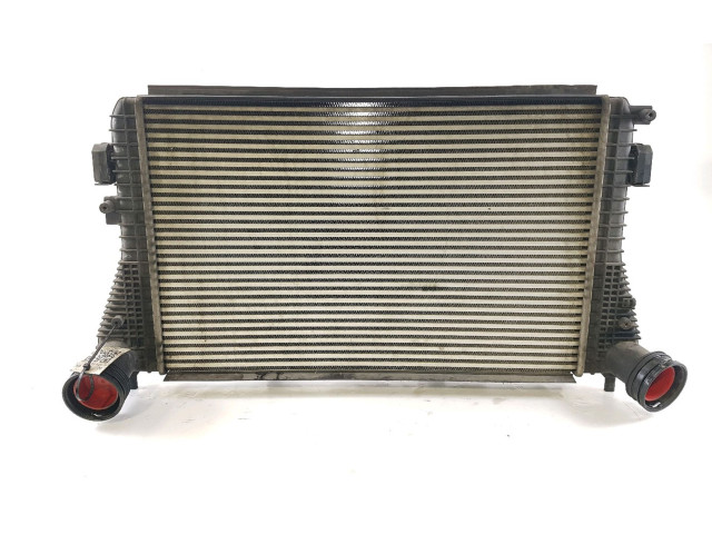 Интеркулер  1K0145803CD   Volkswagen Touran I 