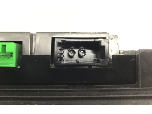 Блок управления климат-контролем    Volvo V70