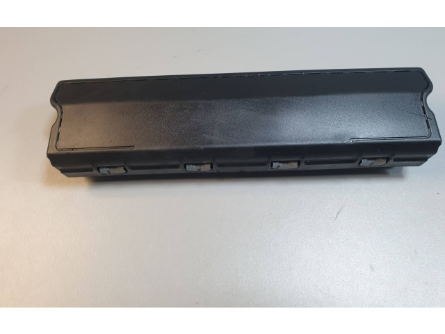 Подушка безопасности для колен 84272500, 812481232   Chevrolet Camaro