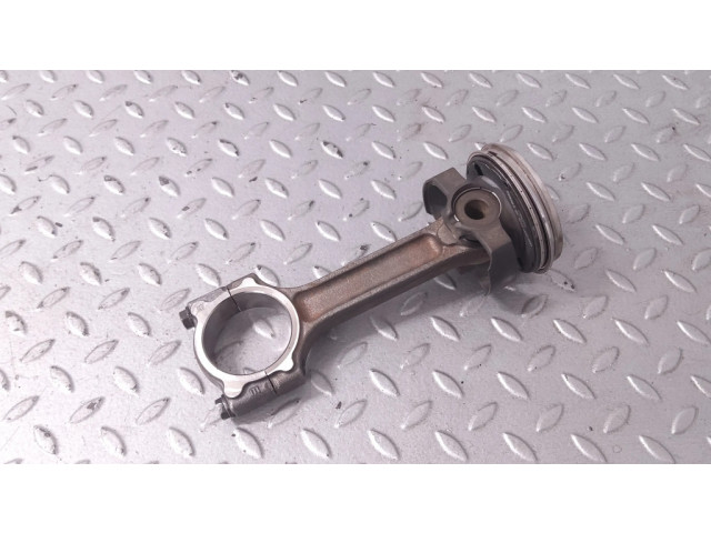  Поршень с шатуном  A6080302600, A6070302100  Mercedes-Benz A W177 для дизельного двигателя 1.5