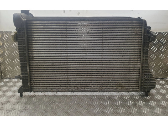 Интеркулер  1K0145803H   Volkswagen Caddy 