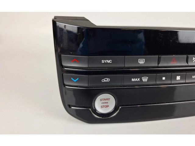 Блок управления климат-контролем GX7318C858RF Jaguar XE