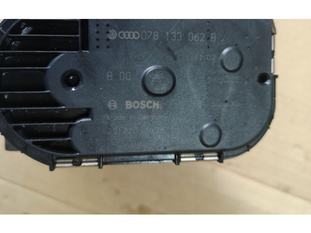 Vstřikovací lišta 078133062B Audi A4 S4 B6 8E 8H