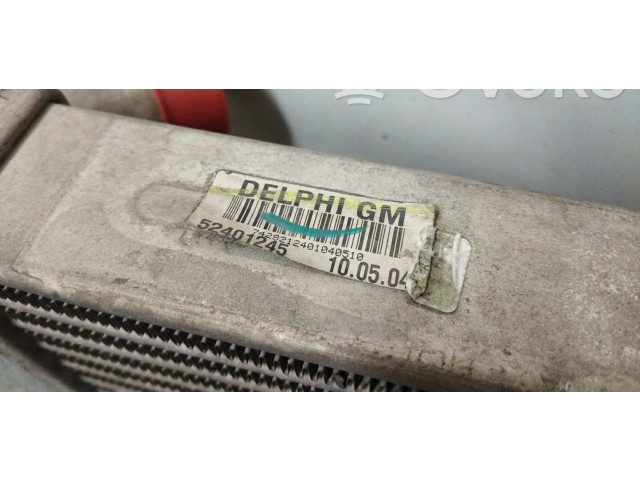 Интеркулер 52401245, 13127137 Opel Meriva A