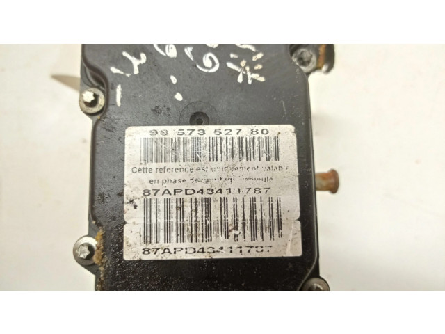 Блок АБС 9657352780, 87APD41411787 Citroen C4 I 2004-2010 года