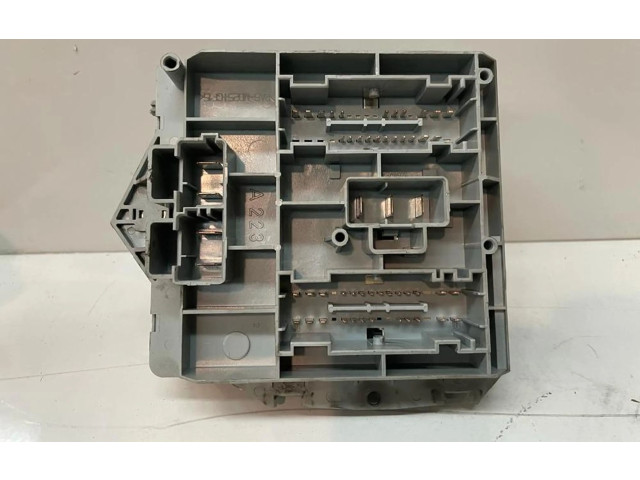 Блок предохранителей 51742420, 51742420   Alfa Romeo GT    