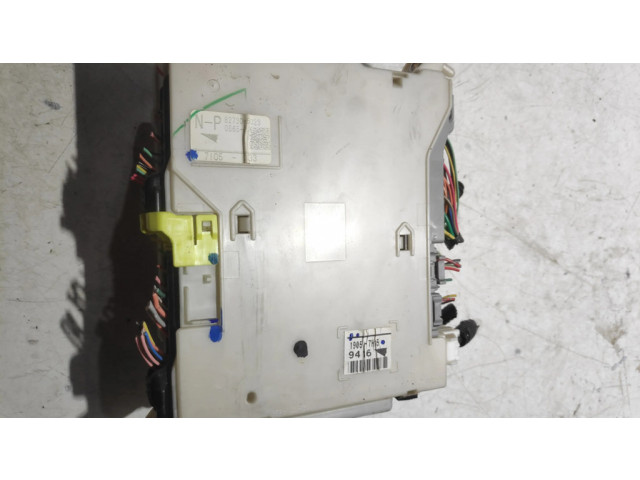 Блок комфорта 8273053023 Lexus IS 220D-250-350