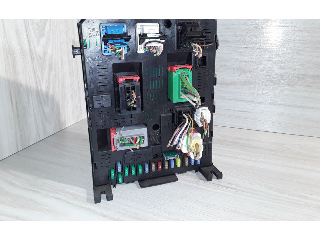 Блок предохранителей 281197595   Citroen Berlingo    