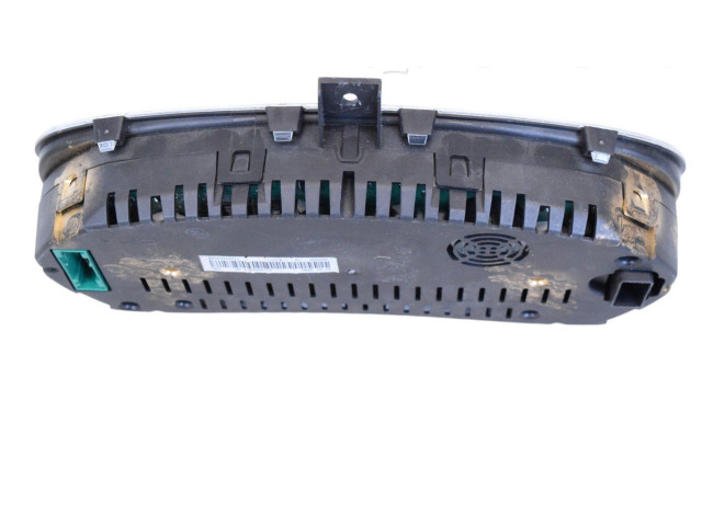 Geschwindigkeitsmesser Cockpit 5J0920811B   Skoda Fabia Mk2 (5J)       