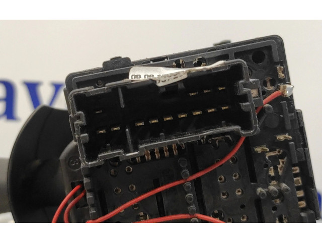 Ручка стеклоочистителей E11811220, 255671453R Dacia Lodgy