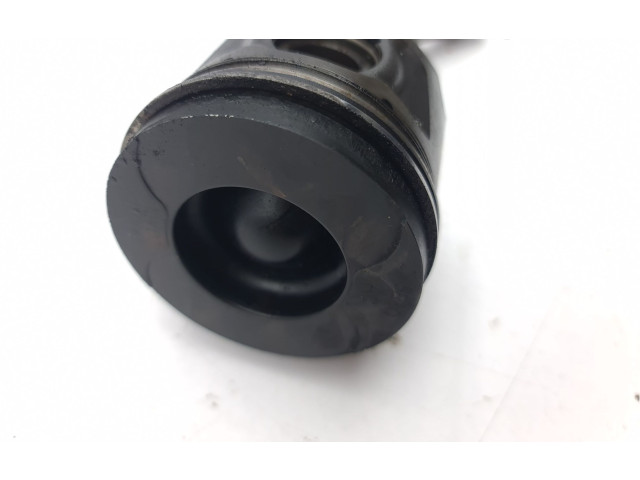 Píst    Land Rover Range Rover Sport L320     