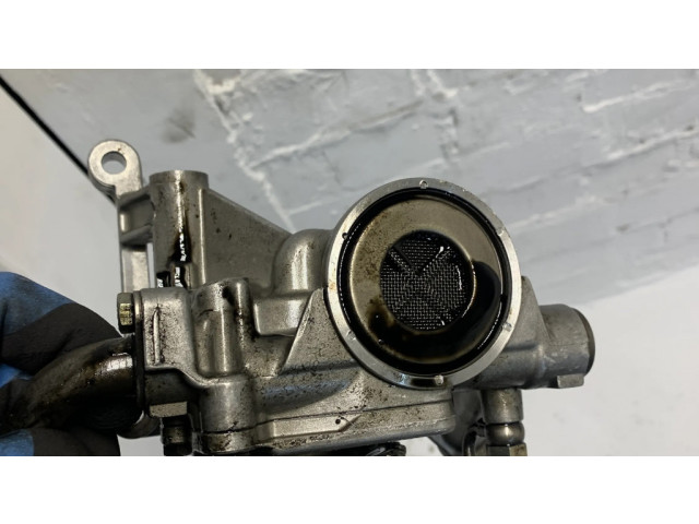 Масляный насос   059115105H  Audi A6 Allroad C5 2.5