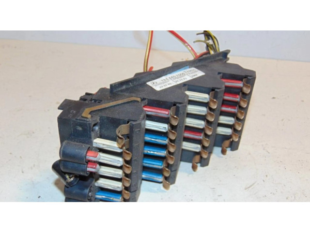 Pojistková skříňka A1245402050, A1244407606 Mercedes-Benz E W124 1994