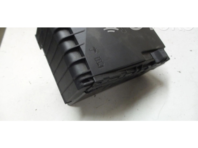   Pojistková skříňka 3C0937125A   Volkswagen Tiguan 2015